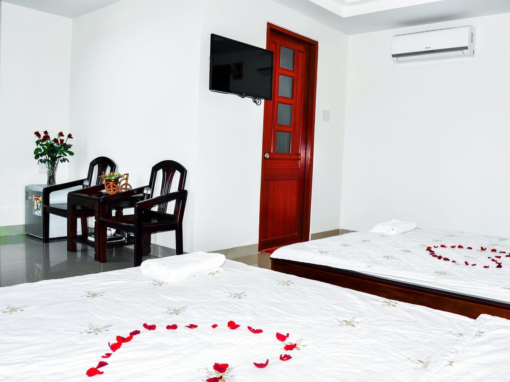 Thien Thanh Hotel - E Dragon Нячанг Экстерьер фото